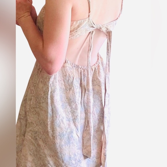 H&M Tie Back Adjustable Floral Dress Size Large linen blend - Picture 10 of 10
